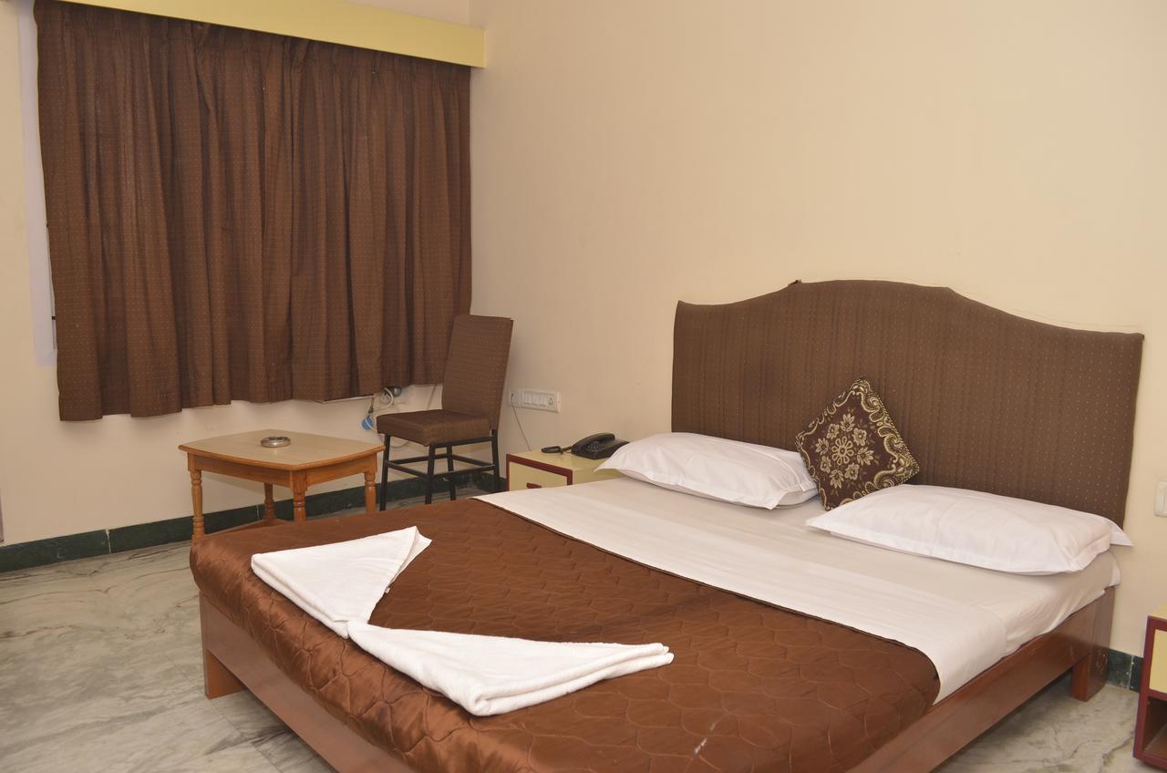 Hotel Sky Park Dindigul Exteriér fotografie